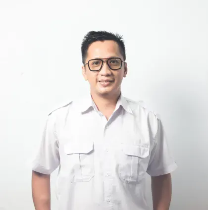 Adam Safitri